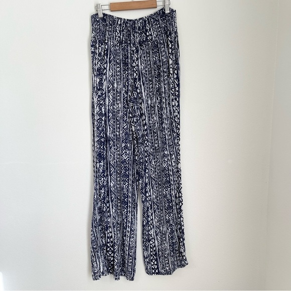 Three Dots Pants Blue White Tribal Aztec Smocked Waist  Wide Leg High Rise Sz S - Picture 13 of 13